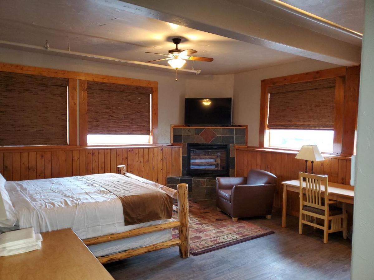 Buffalo Lodge Of ビッグフォーク エクステリア 写真