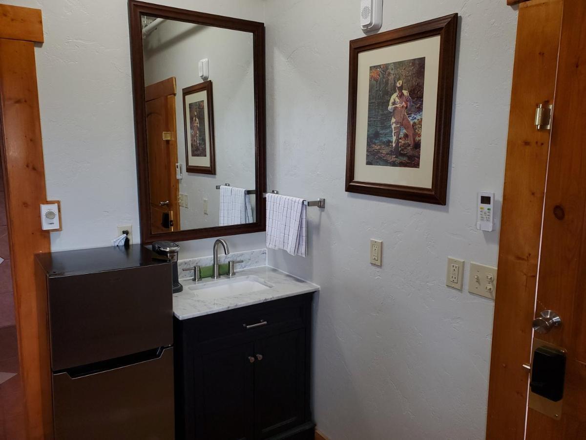 Buffalo Lodge Of ビッグフォーク エクステリア 写真