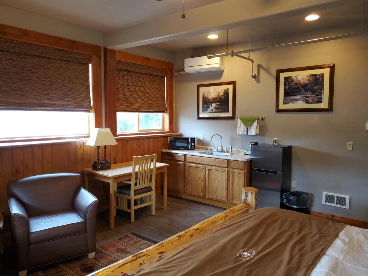Buffalo Lodge Of ビッグフォーク エクステリア 写真
